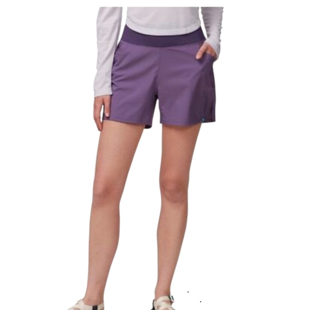SIMMS Taiya Short NWOT in Purple Outdoor Fishing. Sz XL